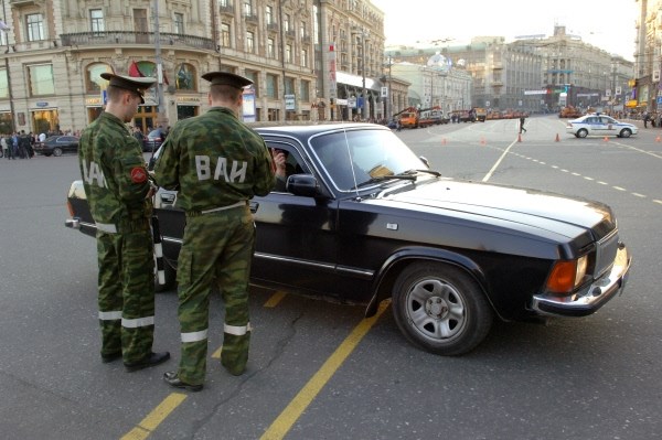 Командир взвода в военной автоинспекции