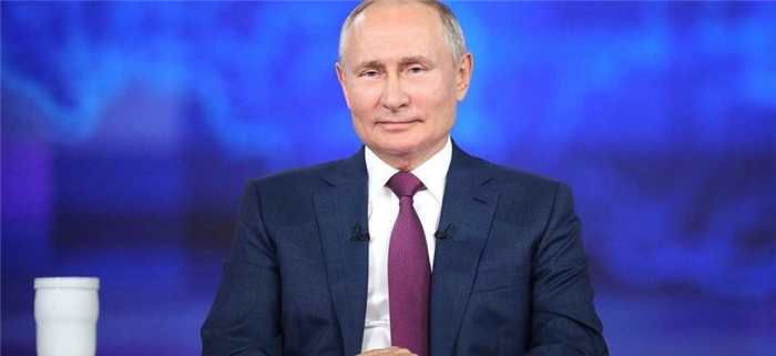 Когда Владимир Путин в последний раз проводил прямую линию