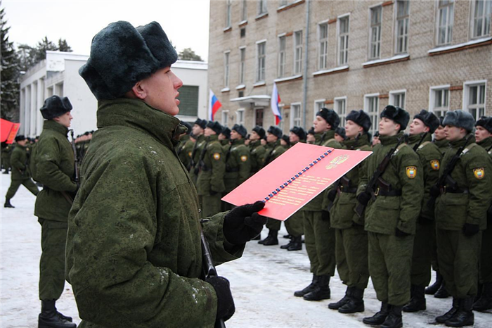 Праздничные нерабочие дни в сухопутных войсках